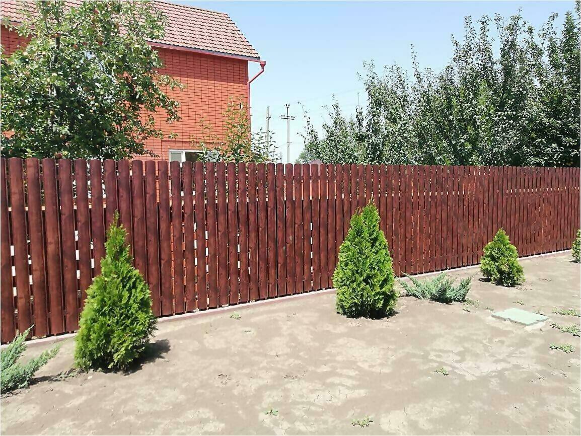 штакетник красный каштан фото3 в Владивостоке