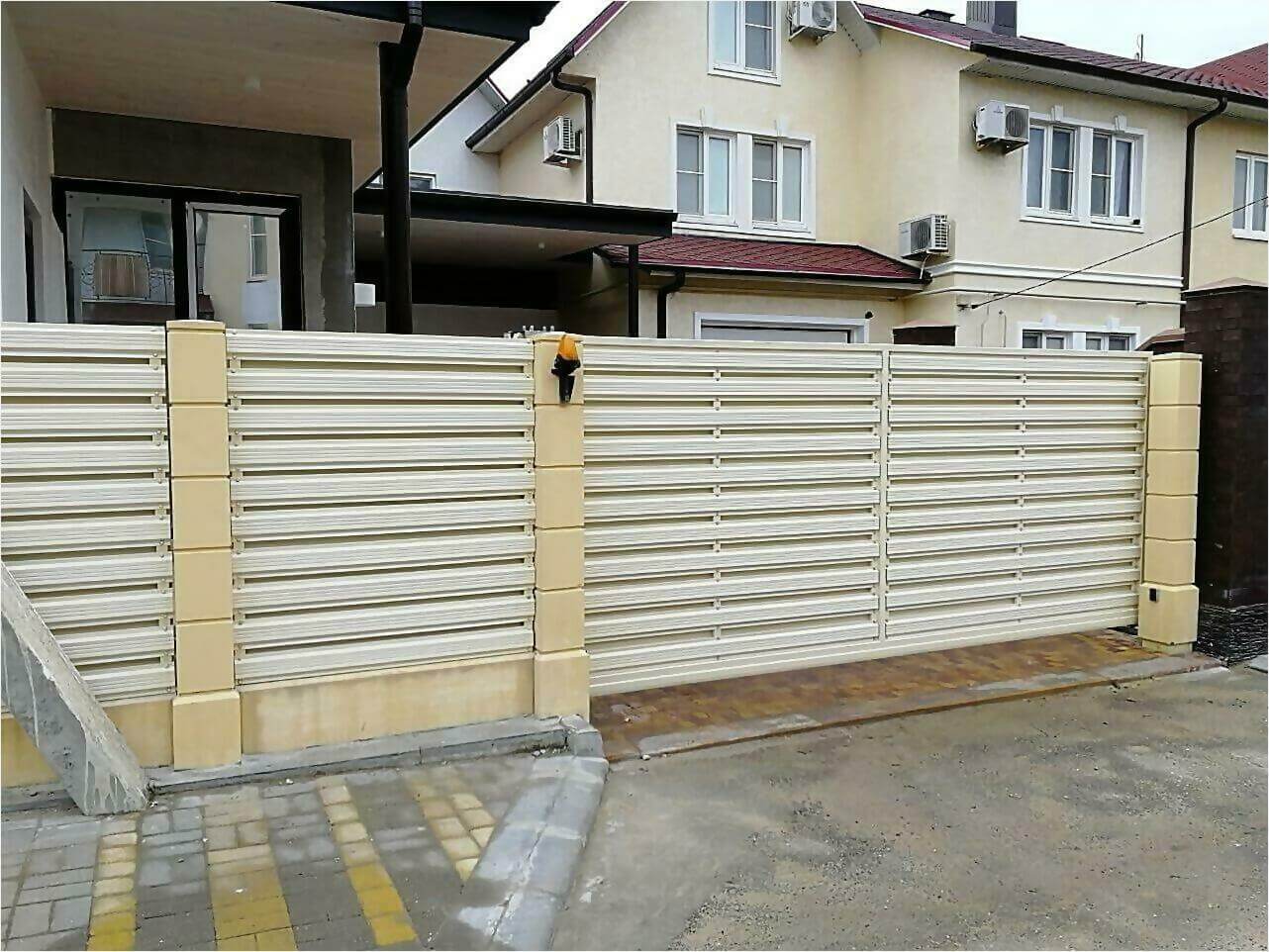 забор из штакетника 70м фото3 в Владивостоке