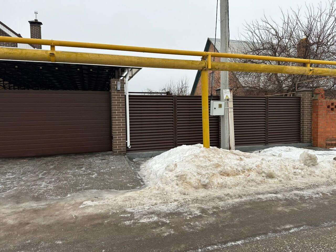 Забор-жалюзи из ламелей еврожалюзи 47м Мореный Дуб Printech фото 1 в Владивостоке