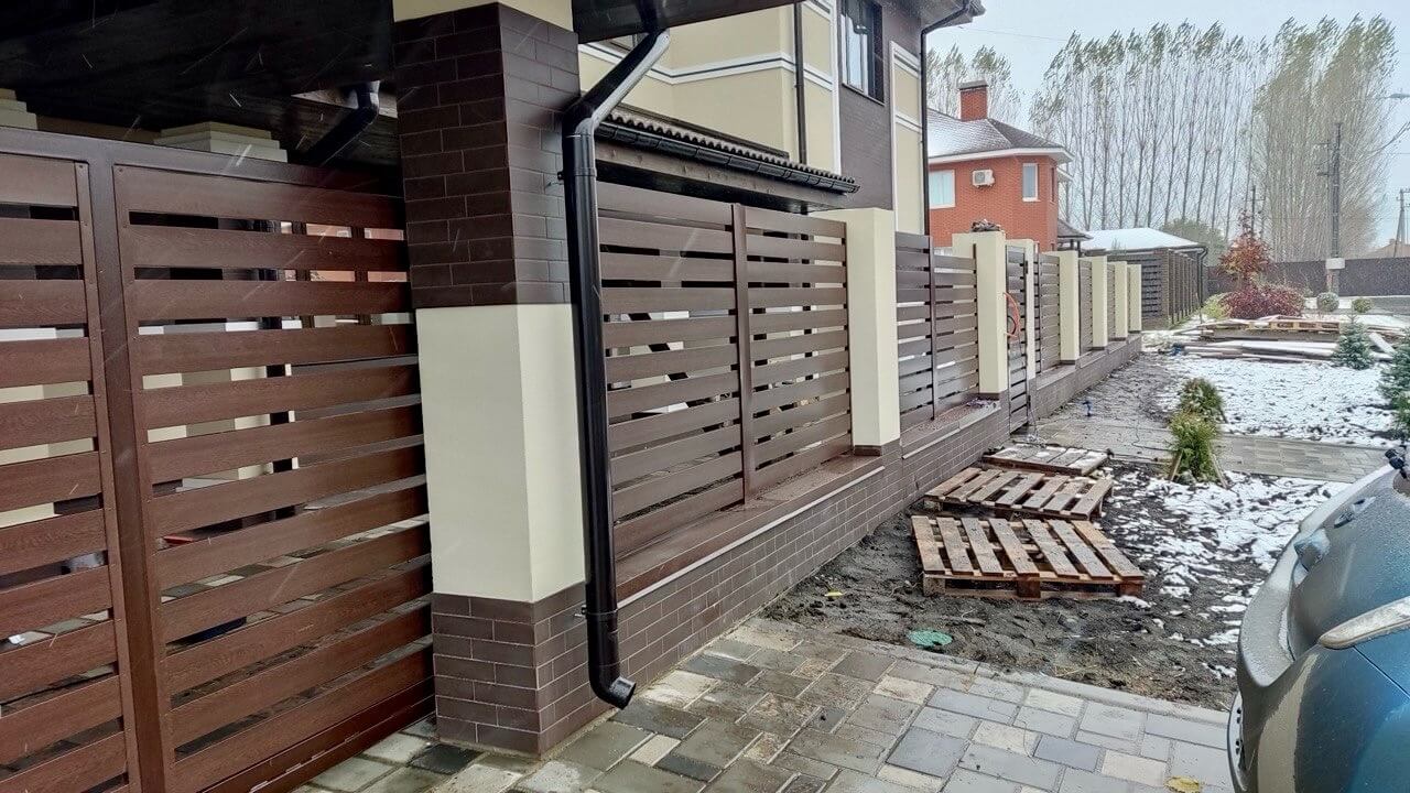 Забор-ранчо из металлопланкена 26м Мореный Дуб Printech фото 2 в Владивостоке