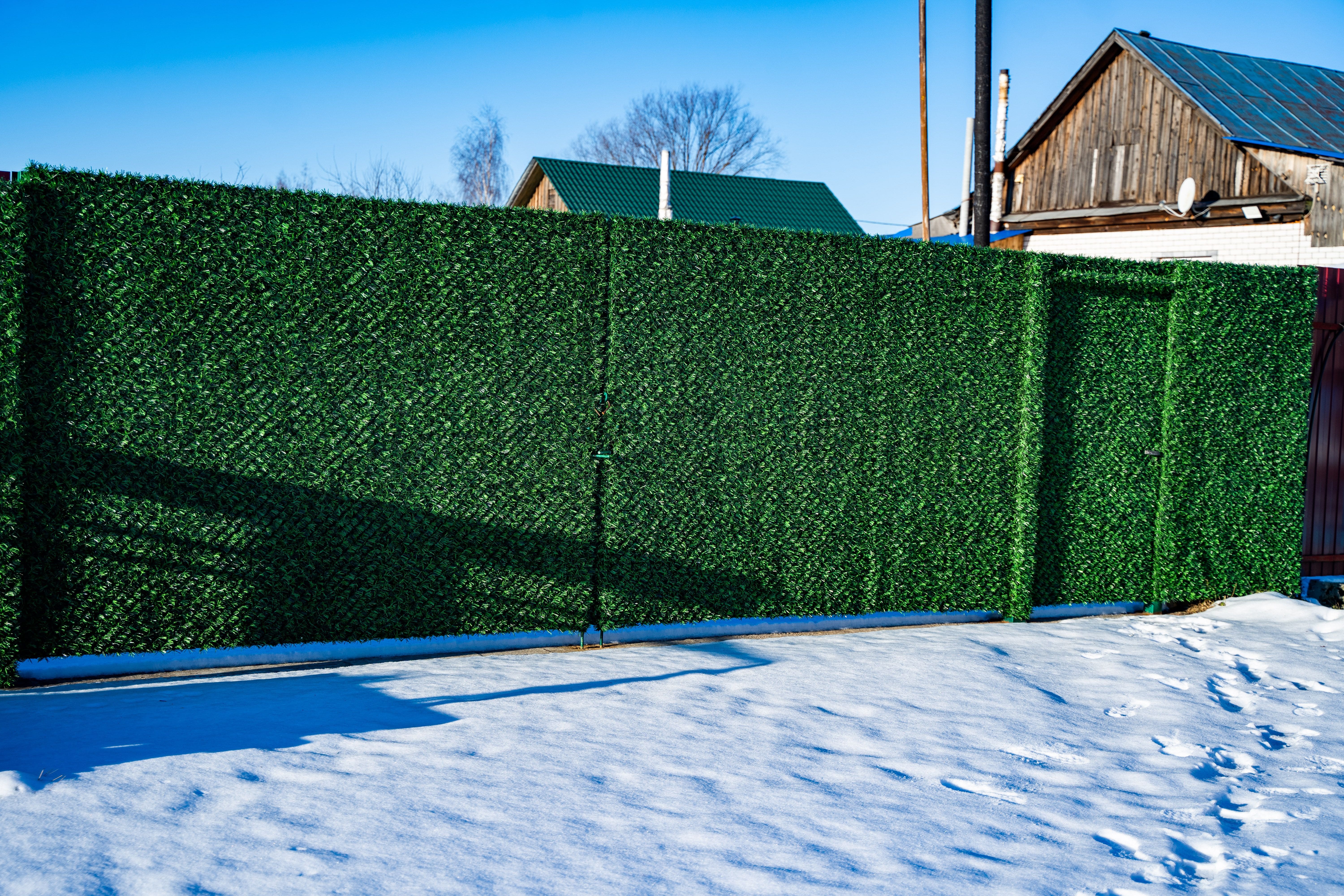 Вечнозеленый забор Grass Fence рулон 2м фото 4 в Владивостоке
