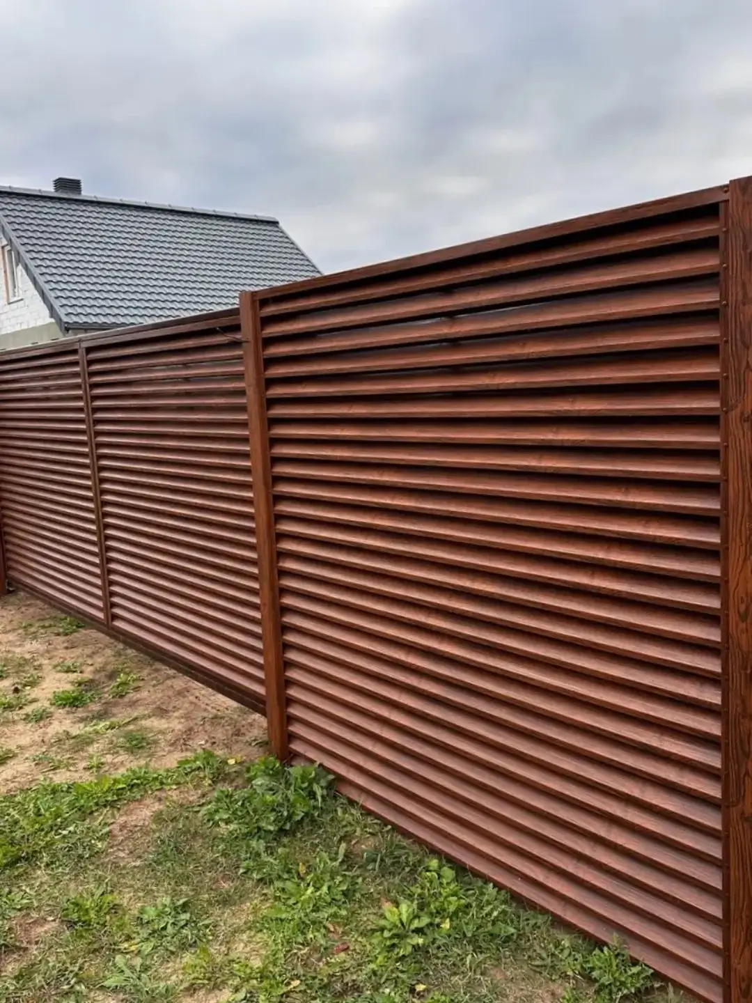 Забор-жалюзи из ламелей ЭКО-Z 58м Темный Дуб 3D Принтек фото 1 в Владивостоке