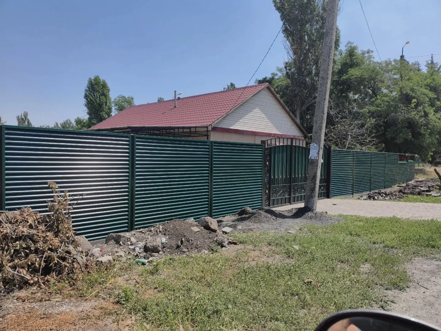 Забор-жалюзи из ламелей ЭКО-Z 24м RAL6005 Зеленый Мох фото 3 в Владивостоке